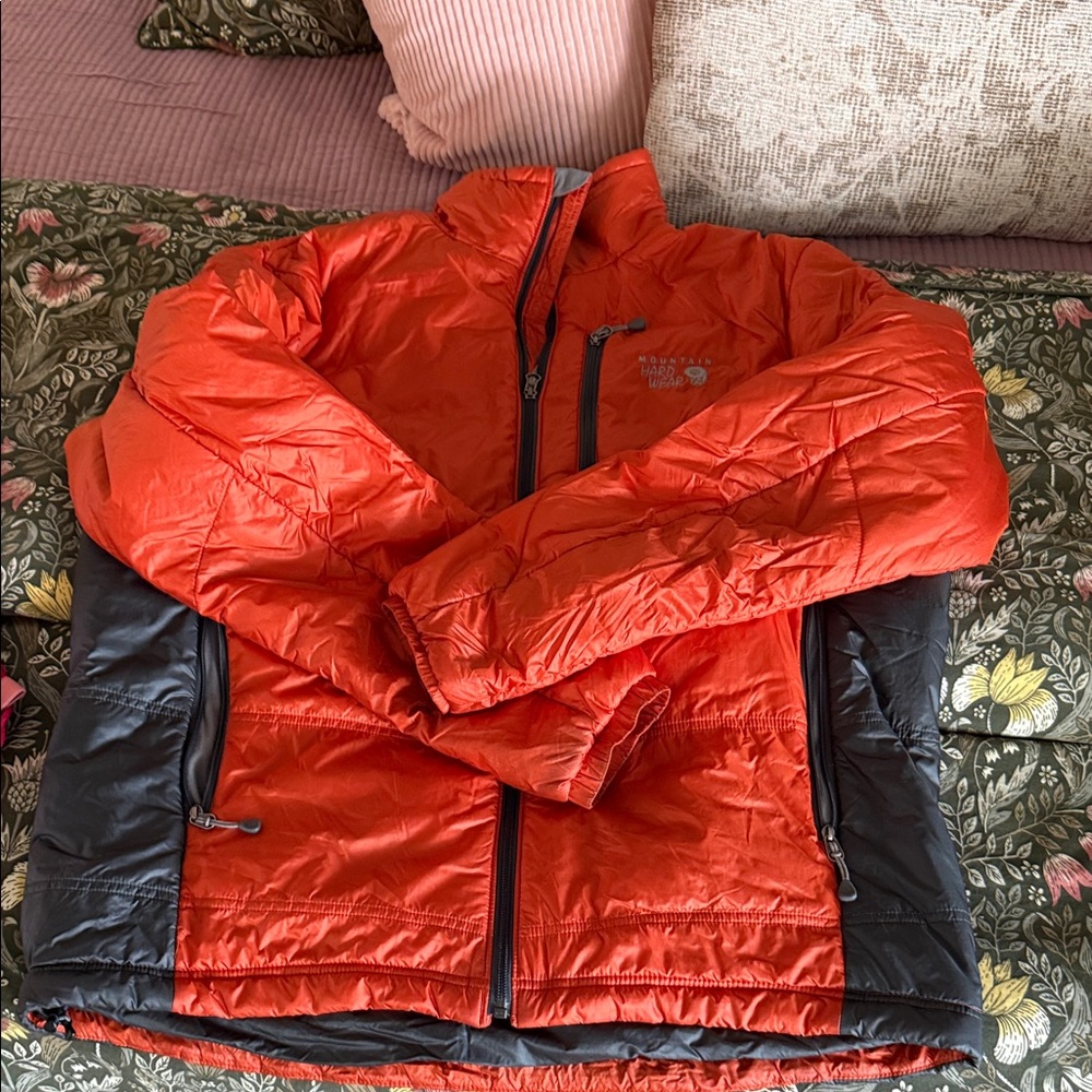 Mountain Hardwear Men's Orange and Black Insulated Puffer Jacket